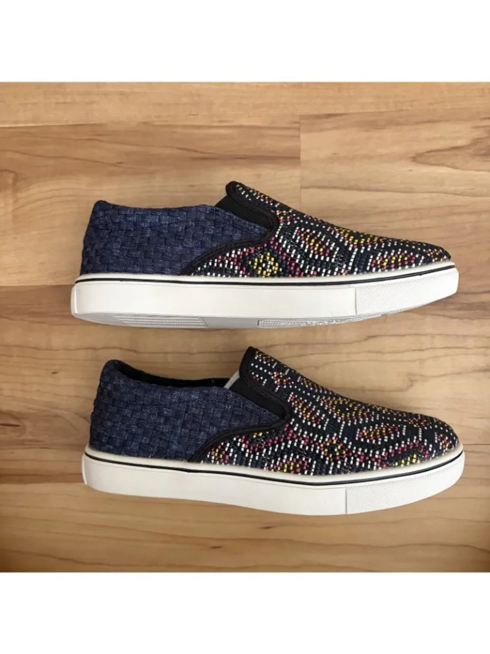 Bernie Mev Women’s Size USA 7 Woven Blair Slip On Geometric Pattern Memory Foam